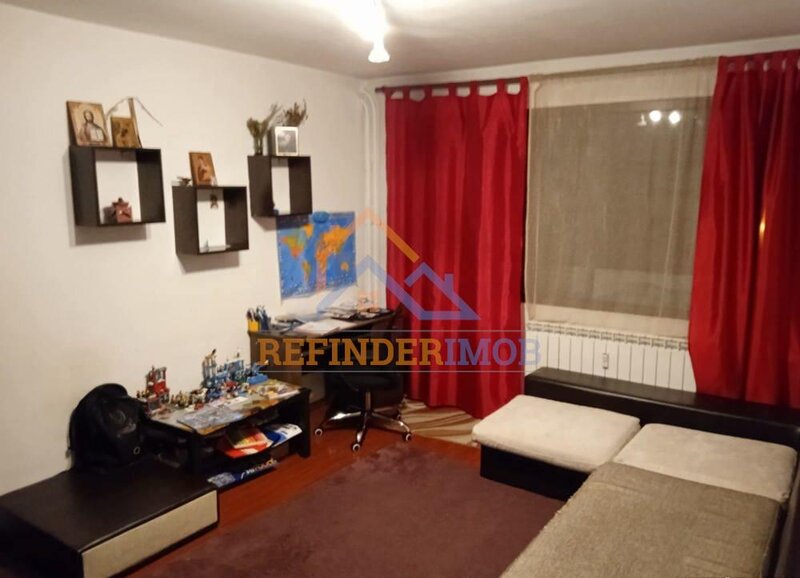 Titan Apartament de vanzare cu 2 camere, zona Titan - Parc IOR