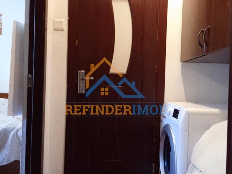 Titan Apartament de vanzare cu 2 camere, zona Titan - Parc IOR